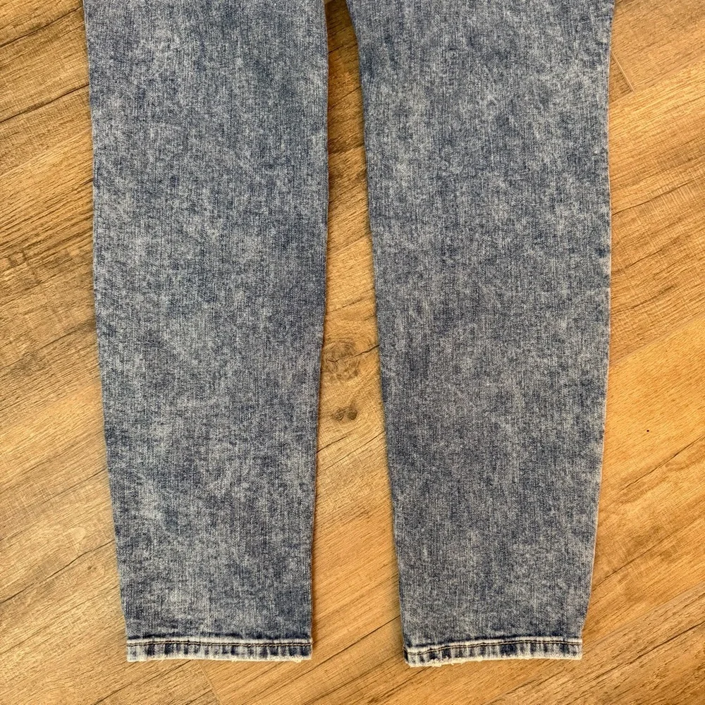 Silver Jeans Boyfriend Women 31 Light Blue Denim Jean Vintage Acid Wash Inspired